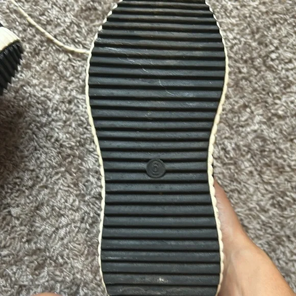 Universal Thread Chunky Snow Boot - Picture 4 of 5